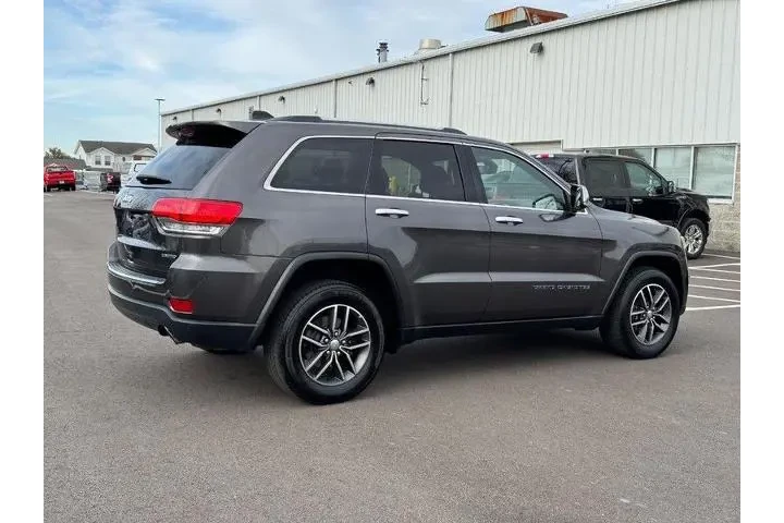 $8800 : Jeep Grand Cherokee 2018 4x4 image 3