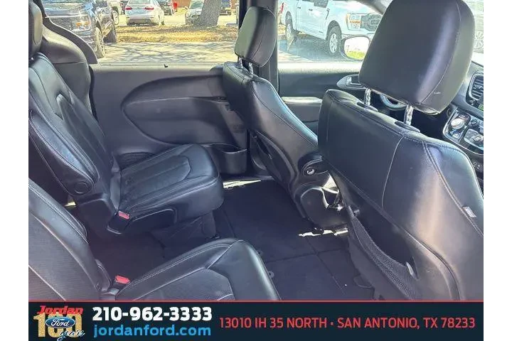 $18226 : Chrysler Pacifica 2020 Touri image 7