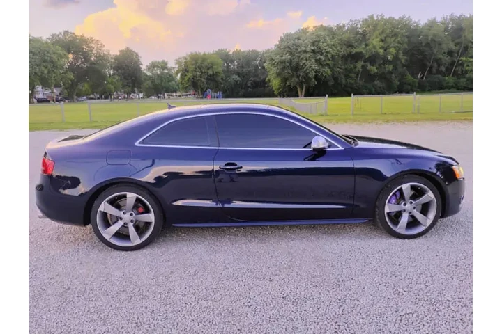 $11995 : 2010 S5 4.2 quattro Prestige image 8