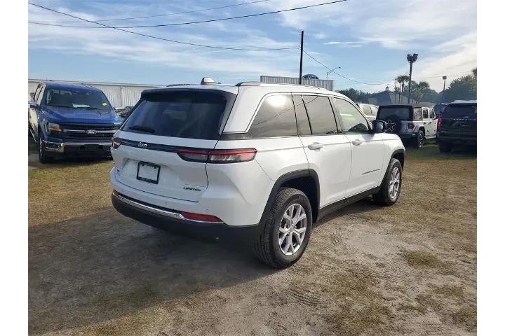 $26090 : Jeep Grand Cherokee 2022 4x2 image 2