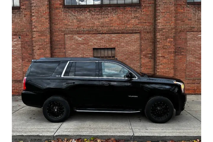 $20800 : 2018 GMC Yukon SLE image 9