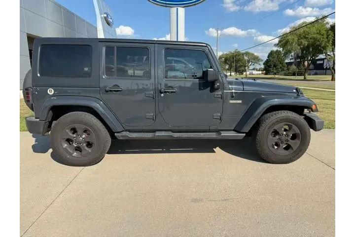 $18821 : Jeep Wrangler Unlimited 2017 image 10