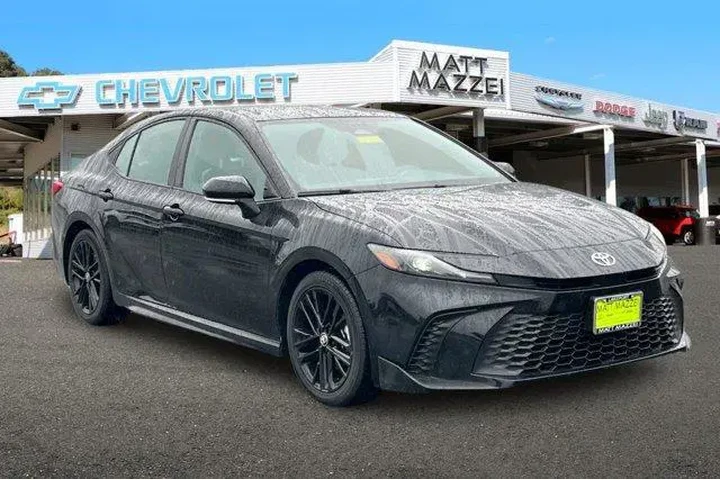$28908 : Toyota Camry 2025 SE 4dr Sed image 1