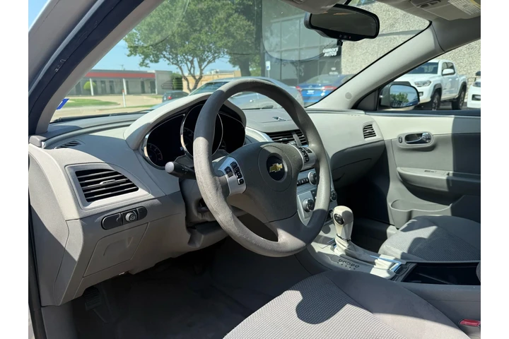 $7790 : 2011 Malibu LS image 7