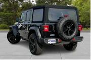 $27500 : Jeep Wrangler Unlimited 2021 thumbnail