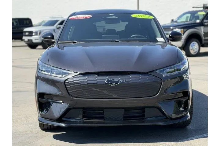 $31995 : Ford Mustang Mach-E 2022 AWD image 5