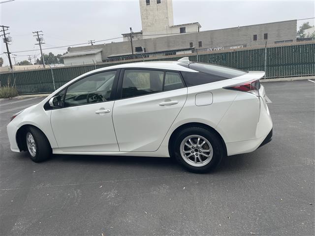 $12785 : 2017 Toyota Prius $12,785 image 6