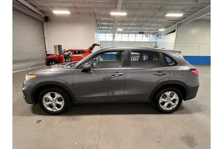 $23973 : Honda HR-V 2024 LX 4dr Cross image 6