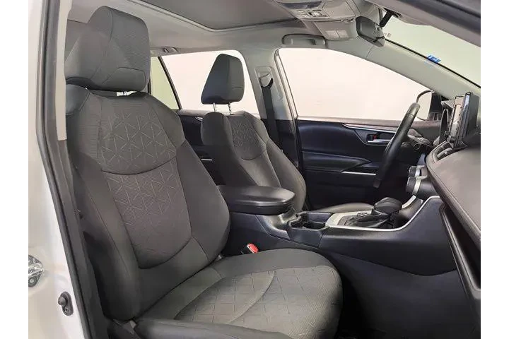 $29408 : Toyota RAV4 Hybrid 2020 AWD image 10