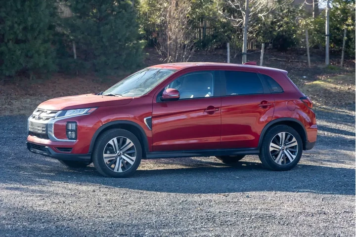 $16995 : Mitsubishi Outlander Sport 2 image 3