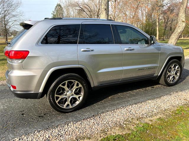 $20977 : 2018 Grand Cherokee Limited image 7