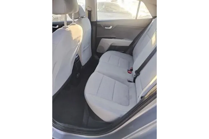 $16988 : Kia Rio 2022 LX 4dr Sedan image 8