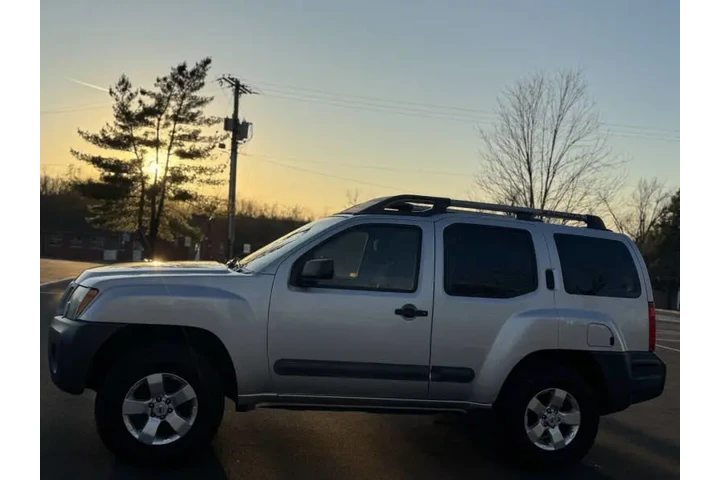 $5999 : 2012 Xterra X image 9