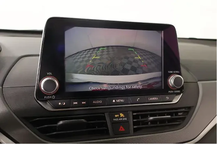 $22735 : Nissan Altima 2024 2.5 SR 4d image 6