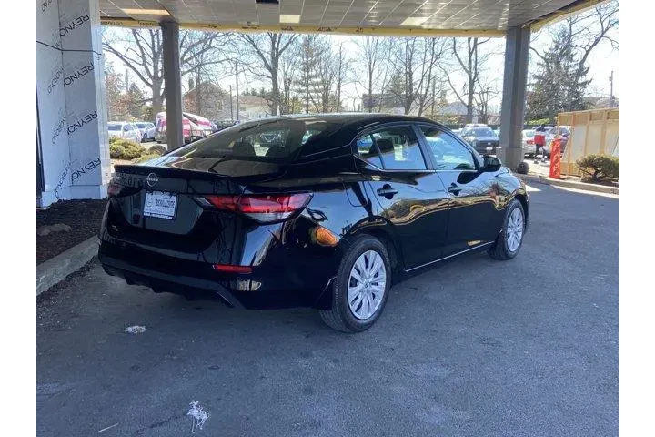 Nissan Sentra 2024 S 4dr Sed image 5