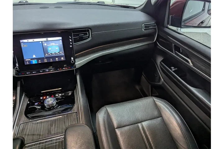 $39797 : Jeep Wagoneer 2022 4x4 Serie image 8