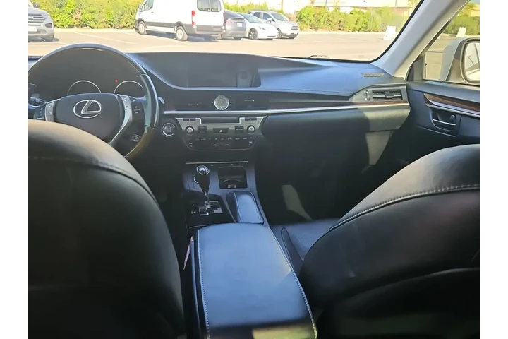 $17500 : Lexus ES 350 2013 4dr Sedan image 9