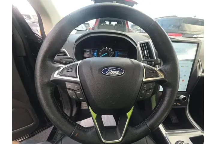 $25555 : Ford Edge 2022 AWD ST-Line 4 image 5