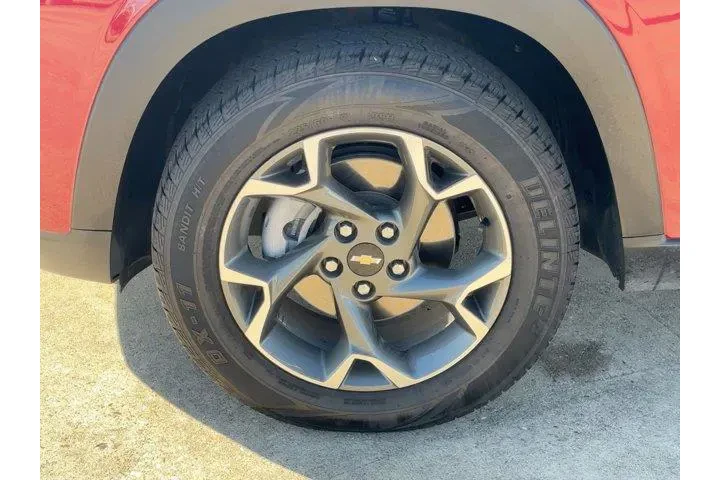 $19499 : Chevrolet Trax 2024 LT 4dr C image 9