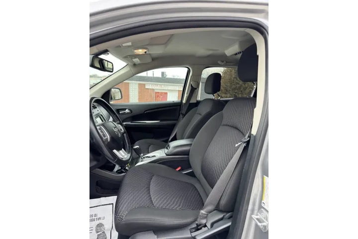 $10750 : 2019 Journey SE image 9