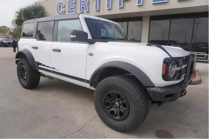 $39988 : Ford Bronco 2022 4x4 Base Ad image 1