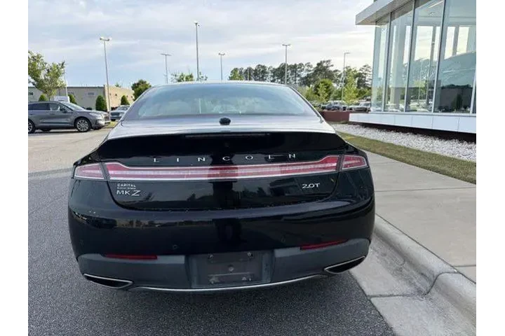 $15548 : Lincoln MKZ 2018 Premiere 4d image 3