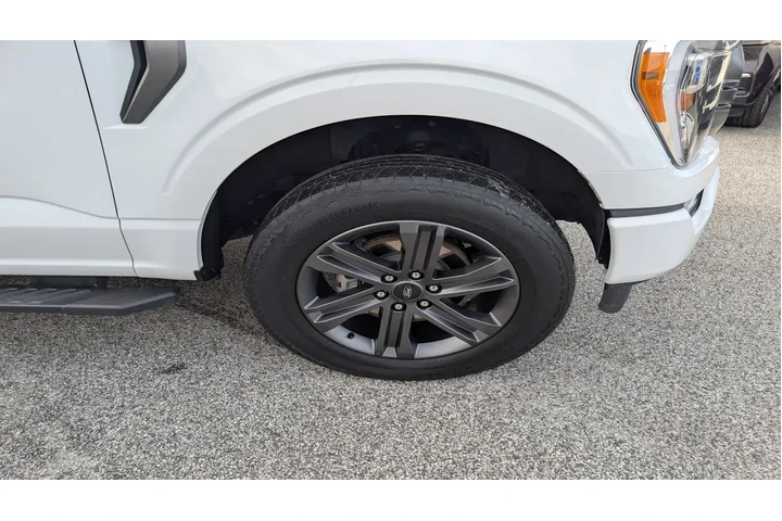 $39000 : Ford F-150 2023 4x4 XLT 4dr image 10