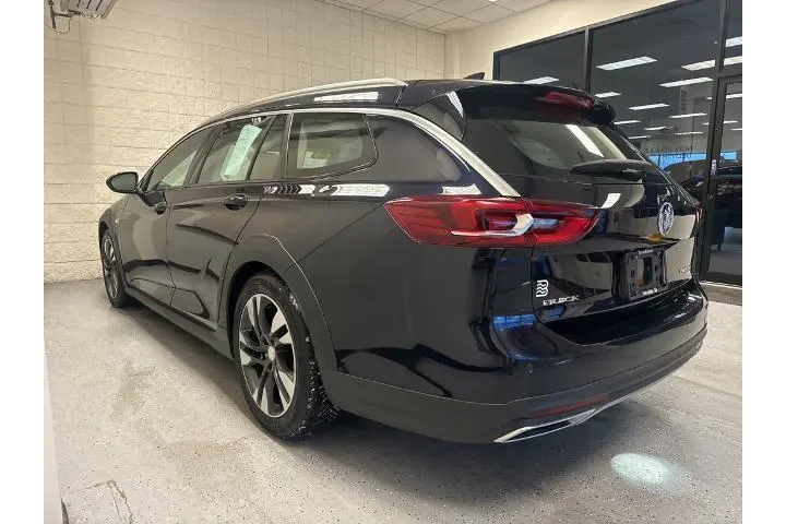 $19998 : Buick Regal TourX 2018 AWD E image 3