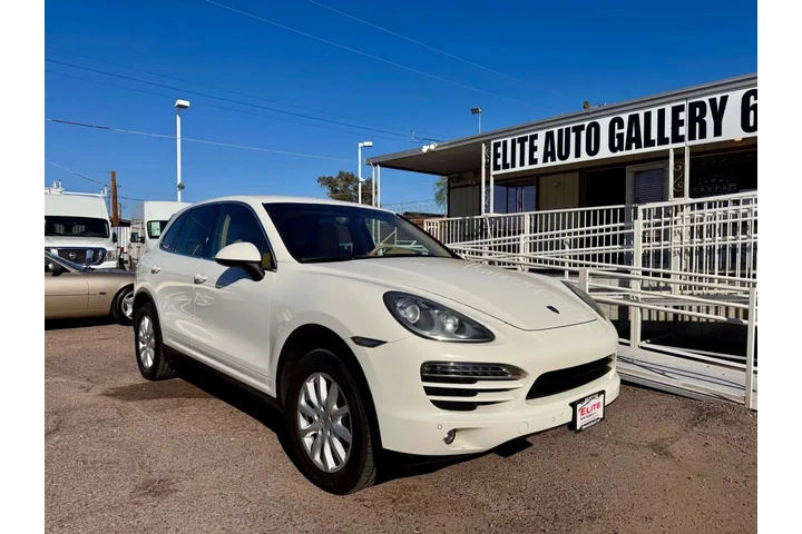 $11495 : 2012 CAYENNE image 8