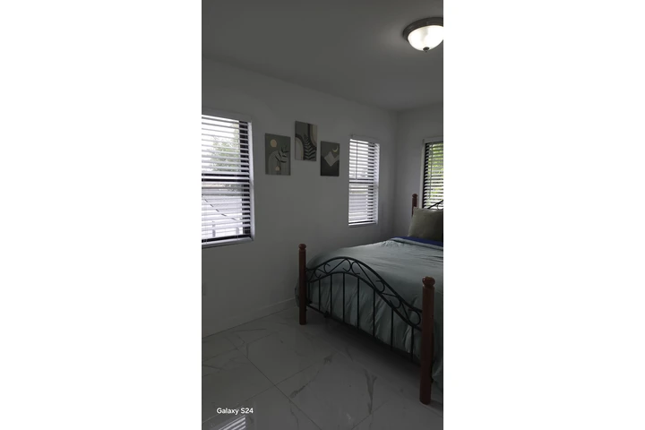 $1200 : Rento habitación image 1