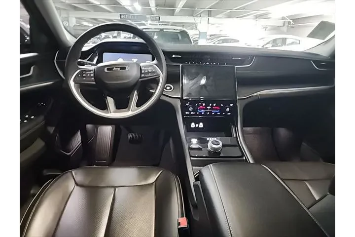 $38995 : Jeep Grand Cherokee L 2024 4 image 5