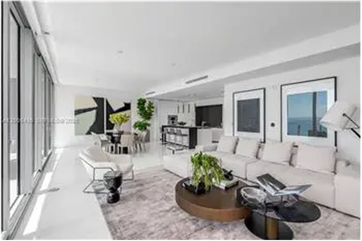 $21000 : Rental property with 3 bedro image 7
