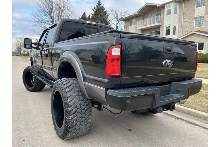 $23997 : 2012 F-250 Super Duty Lariat image 5