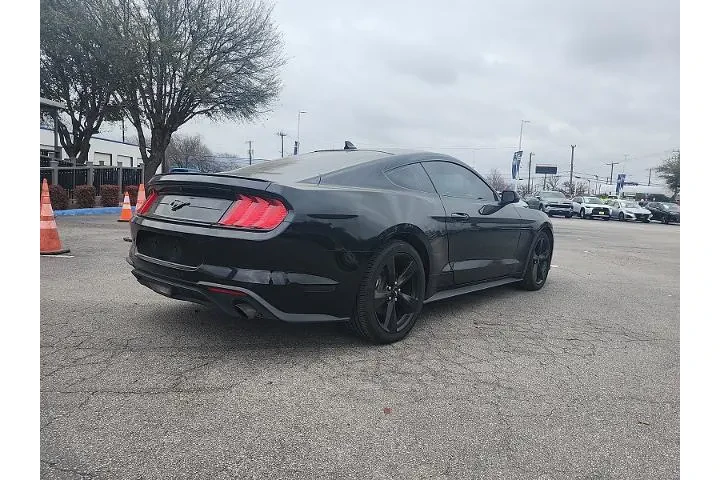 $23998 : Ford Mustang 2023 EcoBoost 2 image 3
