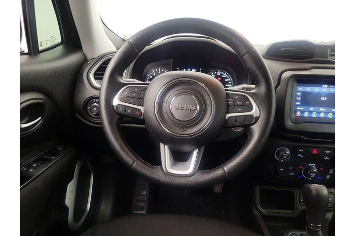 $14998 : Jeep Renegade 2018 Latitude image 10