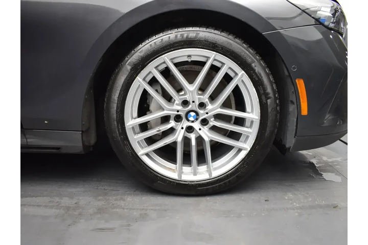 $32526 : BMW 5 Series 2024 AWD 530i x image 5