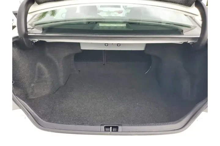 $12990 : Toyota Camry 2016 XLE 4dr Se image 8