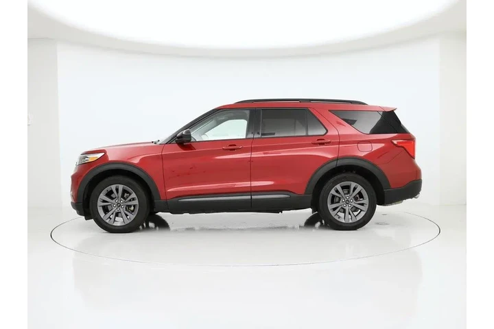 $30998 : Ford Explorer 2022 AWD XLT 4 image 3