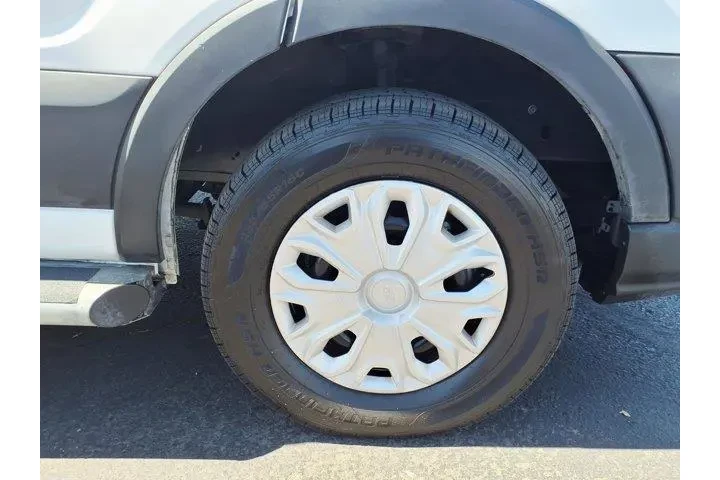 $37939 : Ford Transit 2023 250 3dr SW image 9