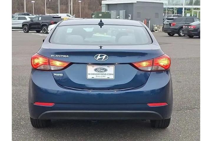 $10249 : Hyundai ELANTRA 2016 SE 4dr image 5