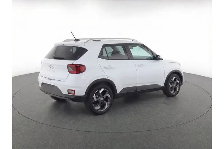 $18675 : Hyundai VENUE 2024 Limited 4 image 4