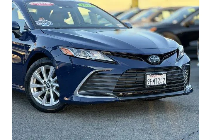 $22995 : Toyota Camry 2023 LE 4dr Sed image 2