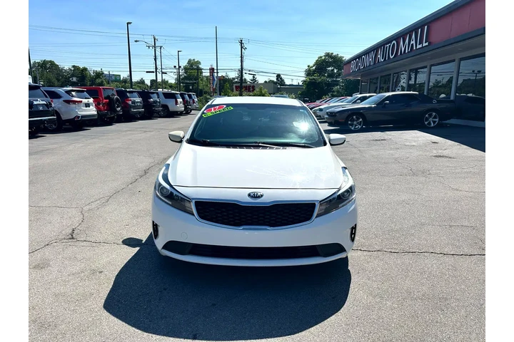 $9280 : 2017 Forte LX Manual image 7