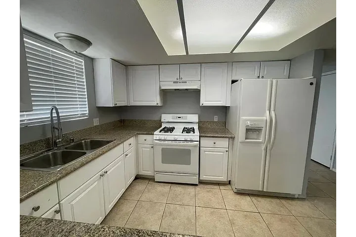 $1000 : Bonita casa de 3 dormitorios image 4