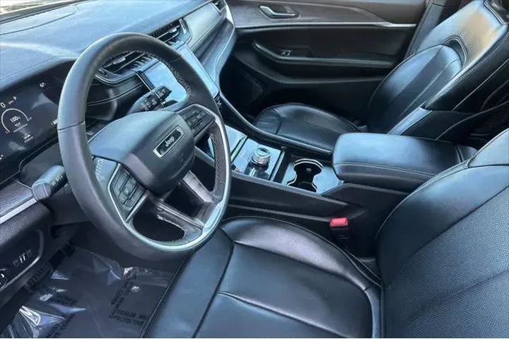 $31590 : Jeep Grand Cherokee L 2024 4 image 10