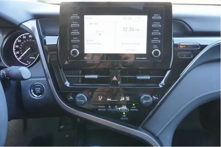 $23688 : Toyota Camry 2023 SE 4dr Sed image 8