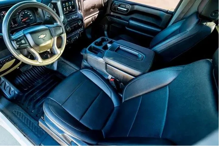 $34408 : Chevrolet Silverado 3500HD 2 image 4