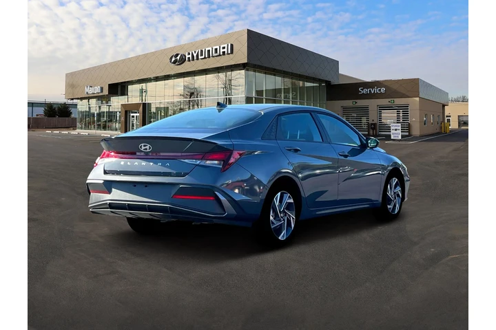 $23975 : Hyundai ELANTRA 2025 SEL Spo image 7