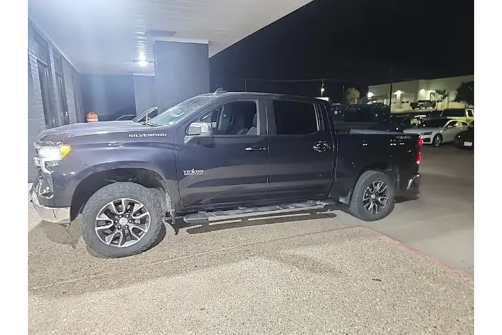 $33738 : Chevrolet Silverado 1500 202 image 6