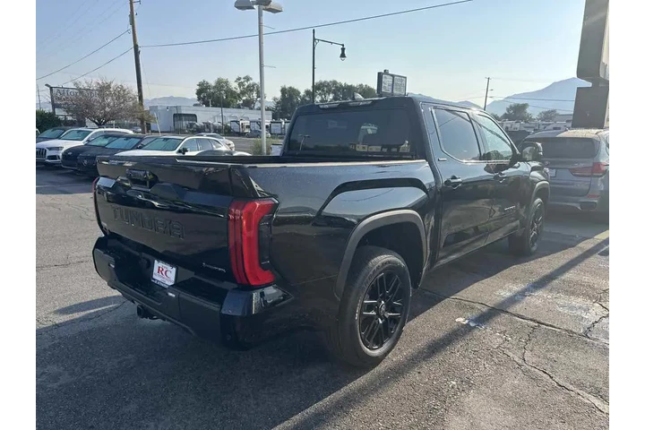 $63490 : 2025 Tundra 4WD Limited Hybrid image 6